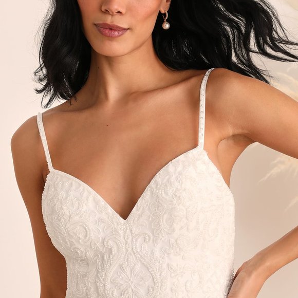 *NWT* (SZ 2) LULU's Dream Romance White Beaded Tulle Trumpet Maxi Dress - Picture 3 of 7